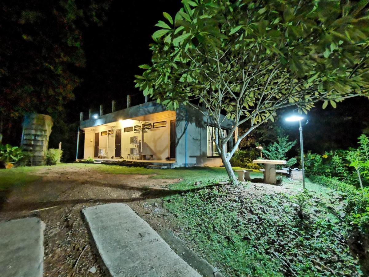 Ferienwohnung Baan Suan Plearndara Wang Nam Khiao Exterior foto